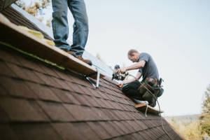 Local Roofers in Northwoods, MO